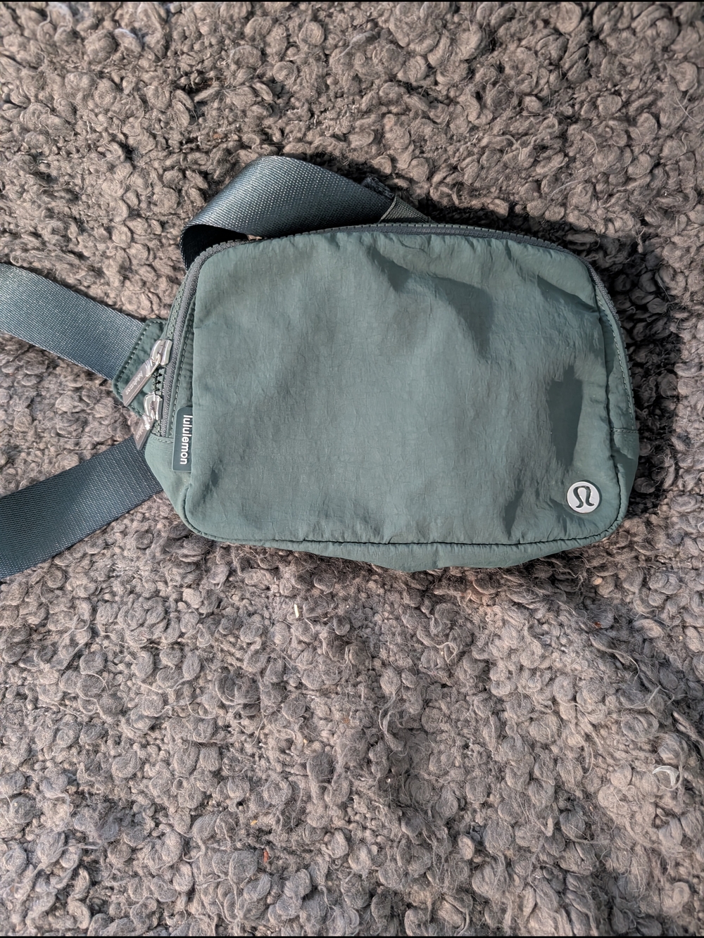 lululemon athletica Everywhere Belt Bag 2L